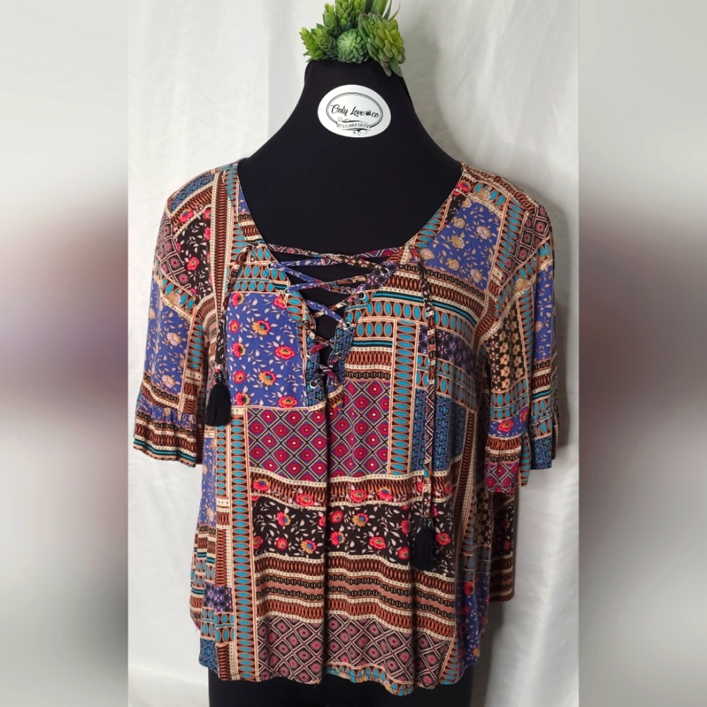 Boho American Eagle Multicolor Patchwork Print Short Sleeve Top Size Small